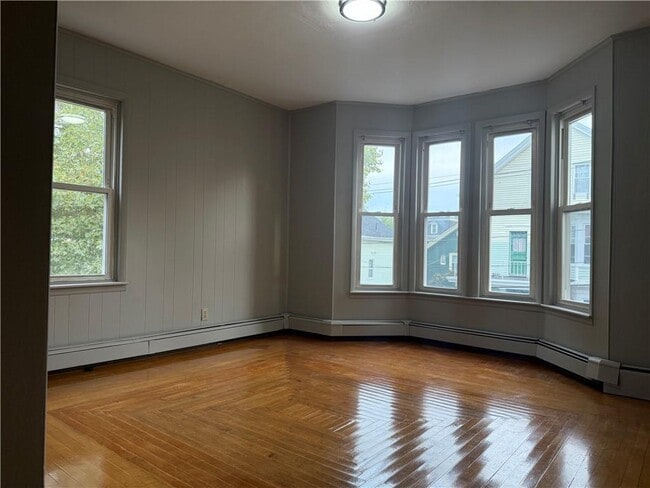 Photo - 50 E Transit St Unidad 2