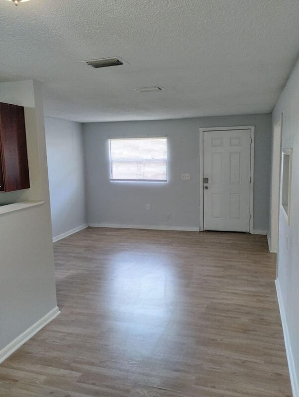 Photo - 893 Westgate Dr