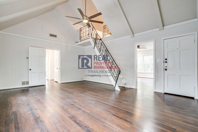 Photo - Spacious 3 bed 2 bath Monticello Duplex with Loft Unit B