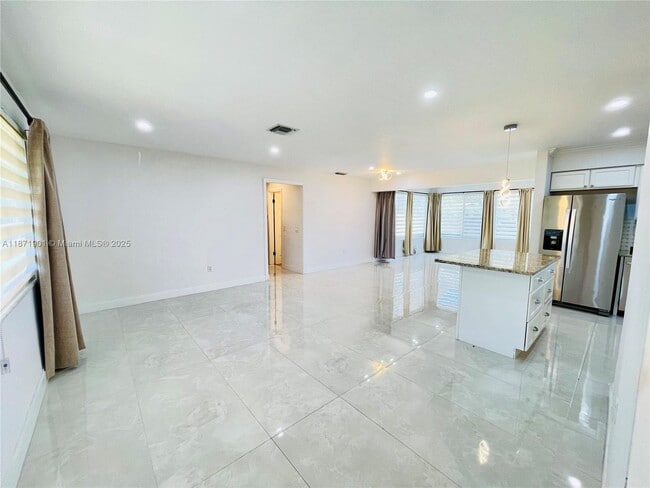 Photo - 8520 NW 15th St