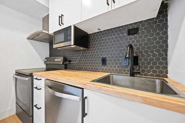 Photo - 3401 Timmons Ln