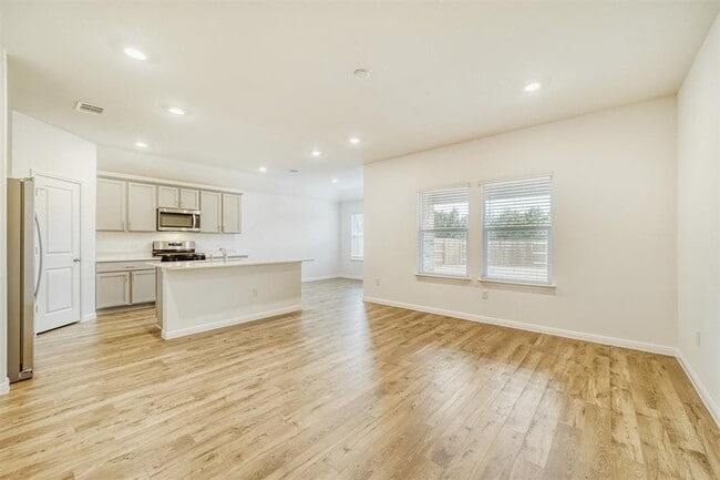 Photo - 1936 Bandito Bluff Pass