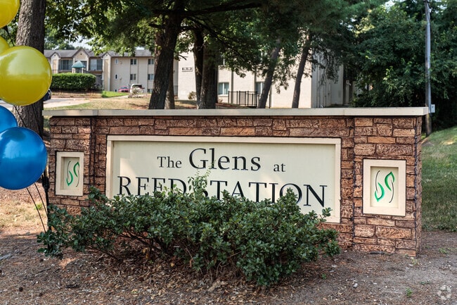The Glens at Reed Station