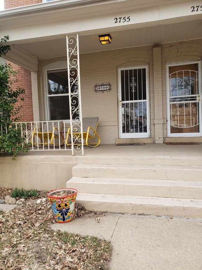 Photo - 2755 Lafayette St