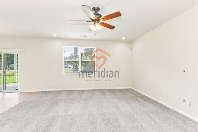 102 Surlington Dr