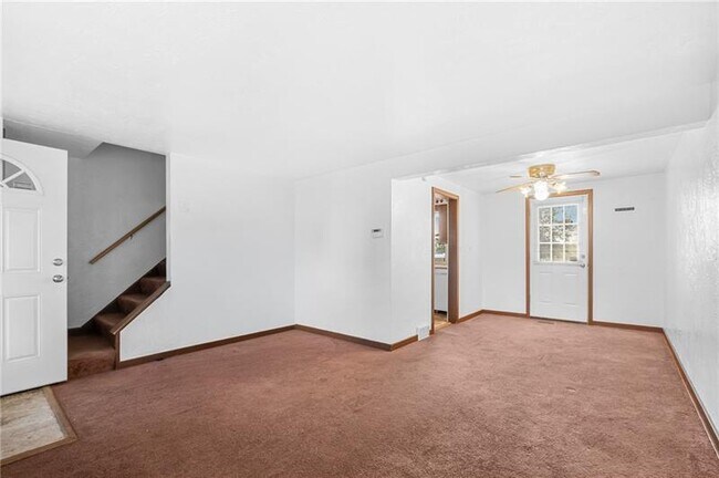 Photo - 105 5th Ave