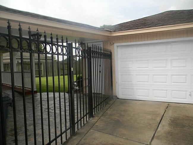 Photo - 2502 Stephens Grant Dr