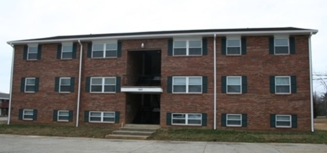 Building Photo - 365-1 ELMWOOD Unit 1 Rental