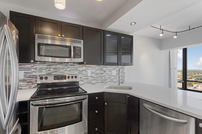 Photo - 6166 N Sheridan Rd Unit 24L