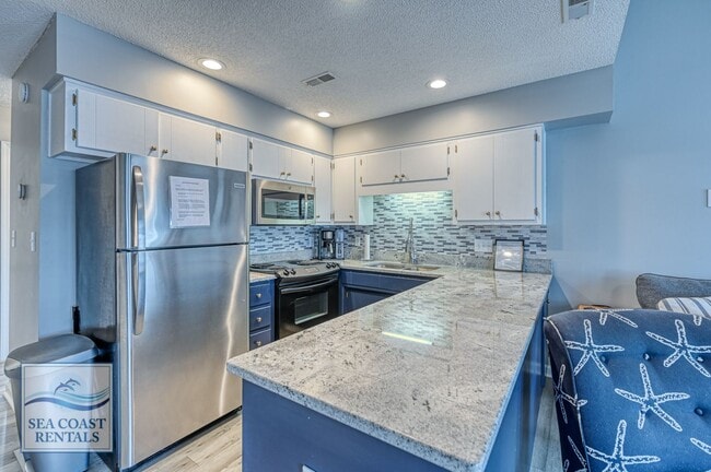 Photo - FULLY FURNISHED OFF-SEASON MONTHLY RENTAL ...