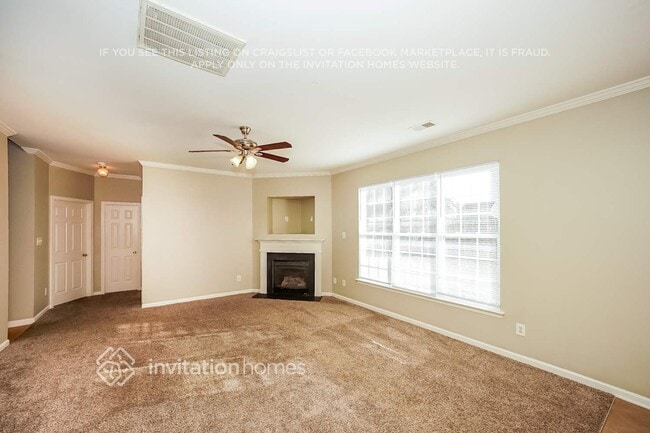 Photo - 122 Elgin Ln