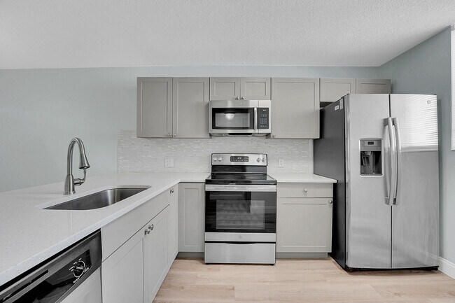 Building Photo - 4345 Trevi Ct Unit 108