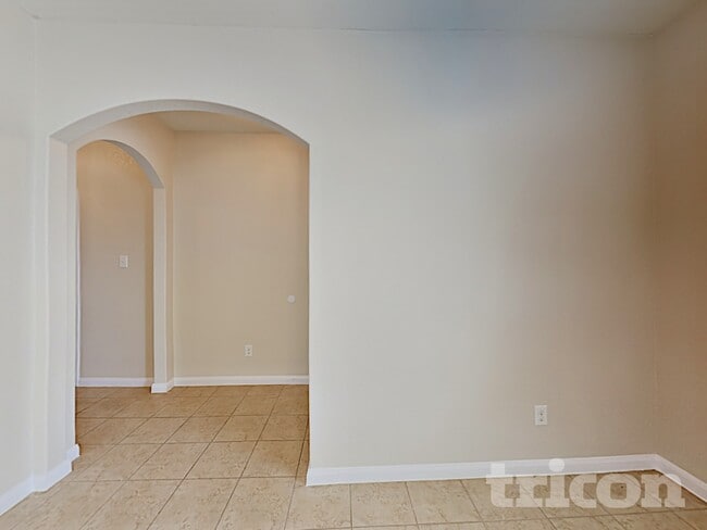 Photo - 4607 Le Villas