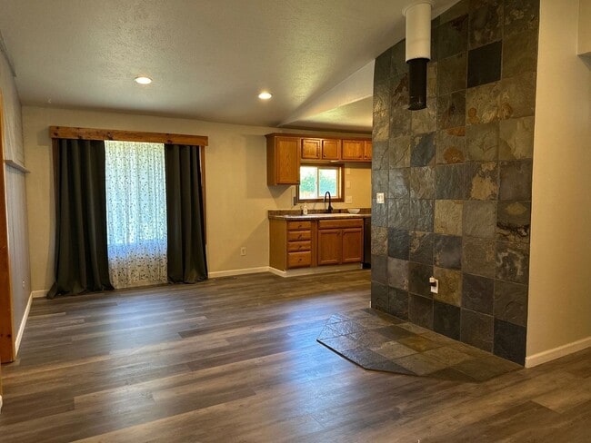 Photo - 4321 Myrtlewood Dr