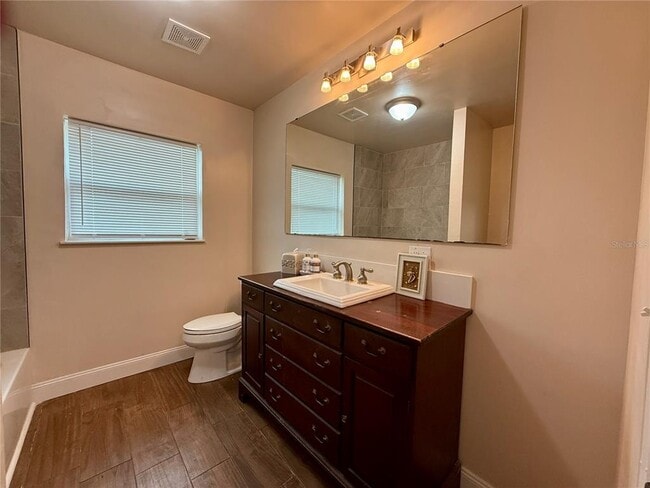 Photo - 825 SE 8th Ave