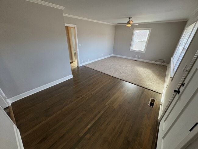 Photo - For Lease - Single Family Home in Lebanon