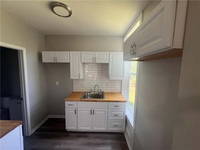 Photo - 502 N Independence St Unidad A