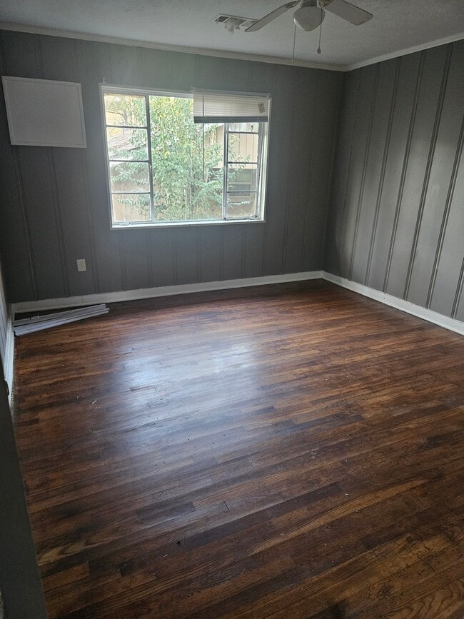 Photo - 2401 Coronet Pl