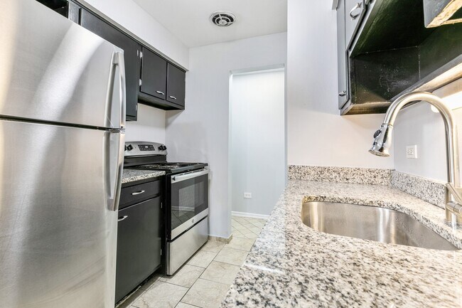 Photo - 6021 N Winthrop Ave