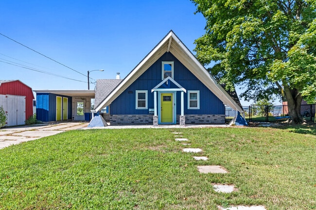 27 Delaware Dr