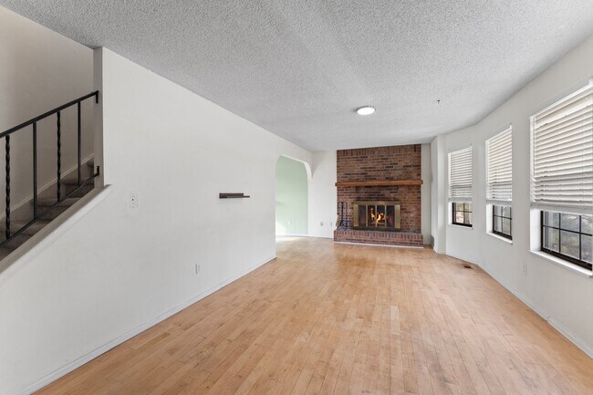 Photo - Tri-Level 4 Bed Home Near Ft. Carson