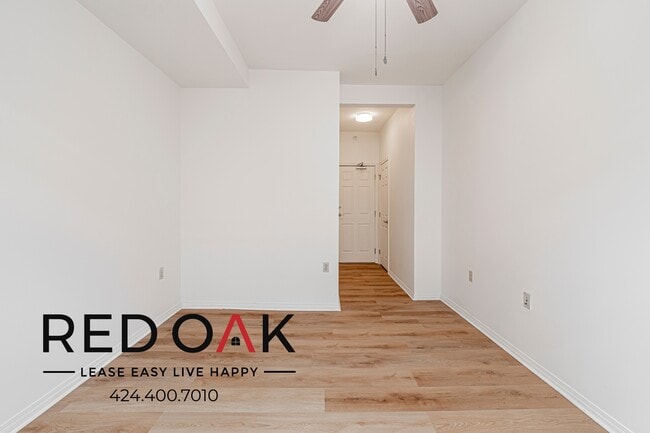 Building Photo - 1509 Wilcox Ave Unit 232 Rental