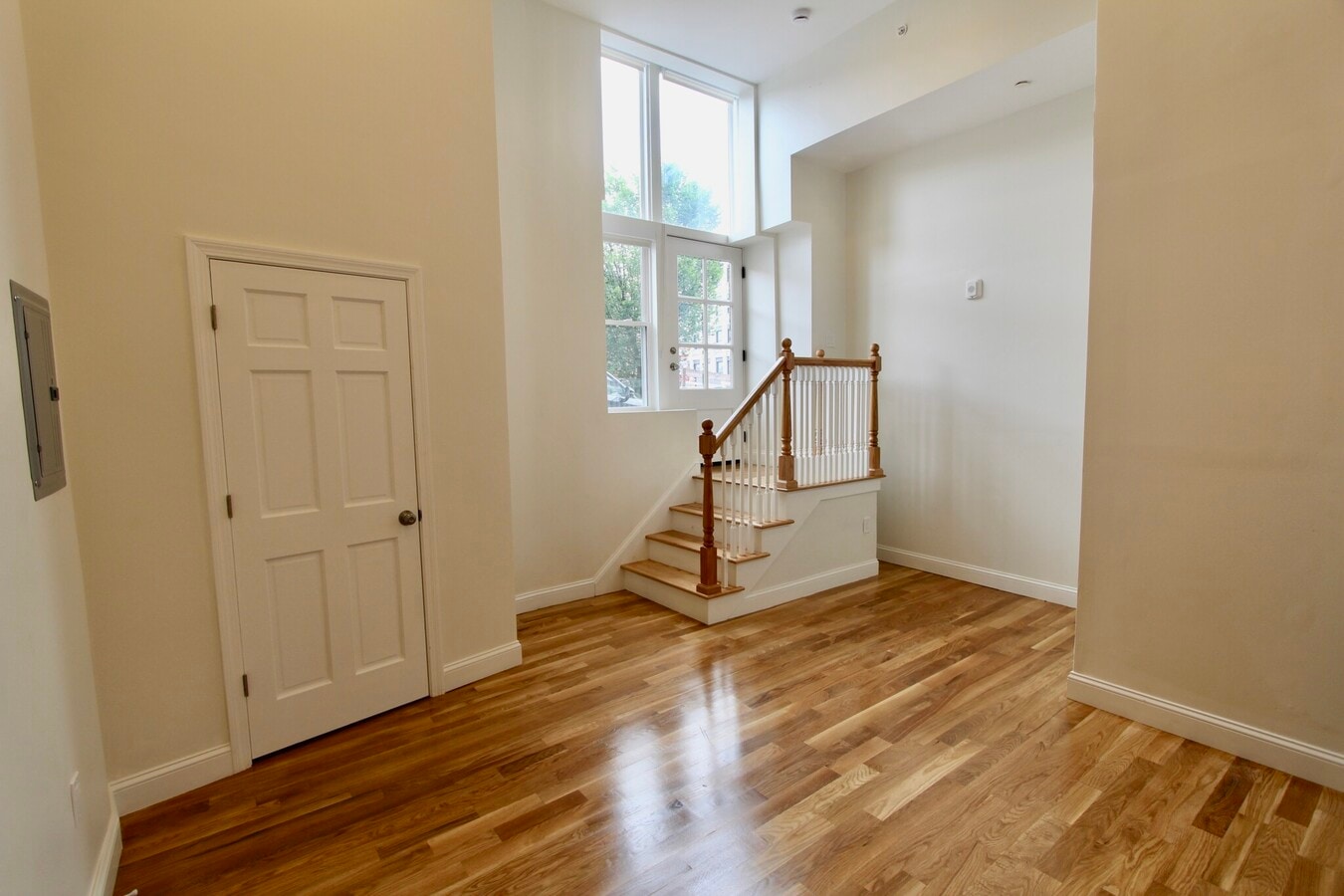 Photo - 2 Blossom St