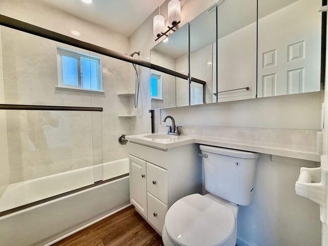 Photo - Newly Renovated Mission Beach Studio Near the Water!