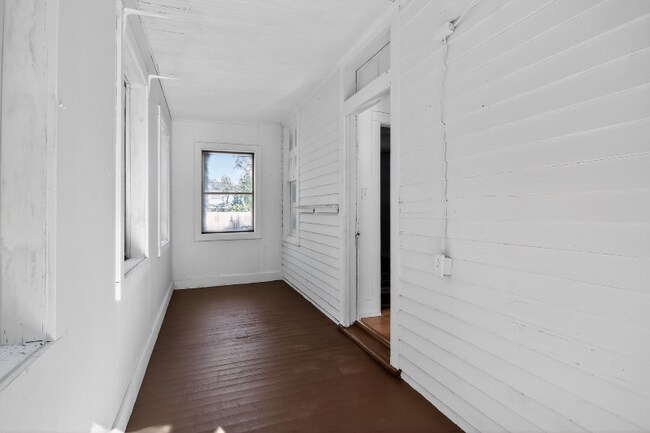 Photo - 313 N Washington St