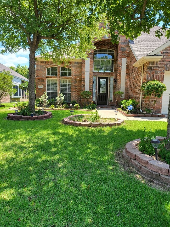 Photo - 2418 Watercrest Dr