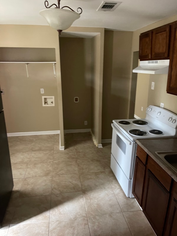 Photo - 6001 Cameron Blvd Unit B