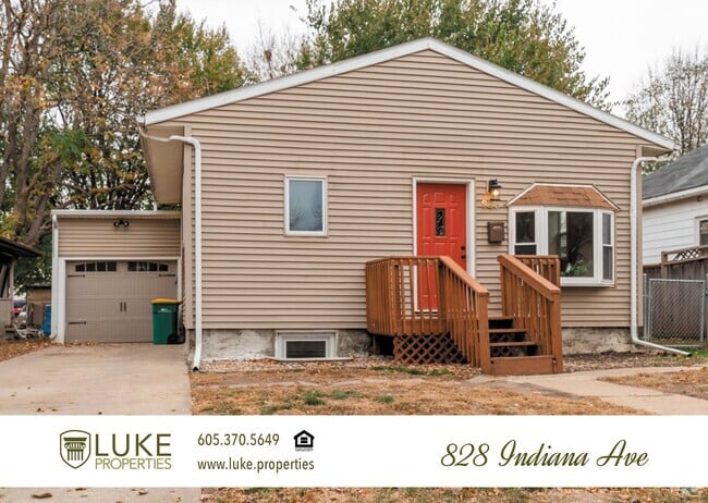 Building Photo - 828 N Indiana Ave Rental