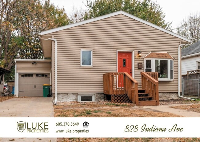 Photo - 828 N Indiana Ave House