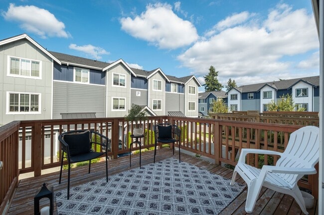 Photo - Spacious 3-Bed Townhome in Desirable Pond Community | Bothell - $3,200!!!