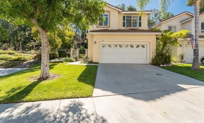 1910 Palomino Dr