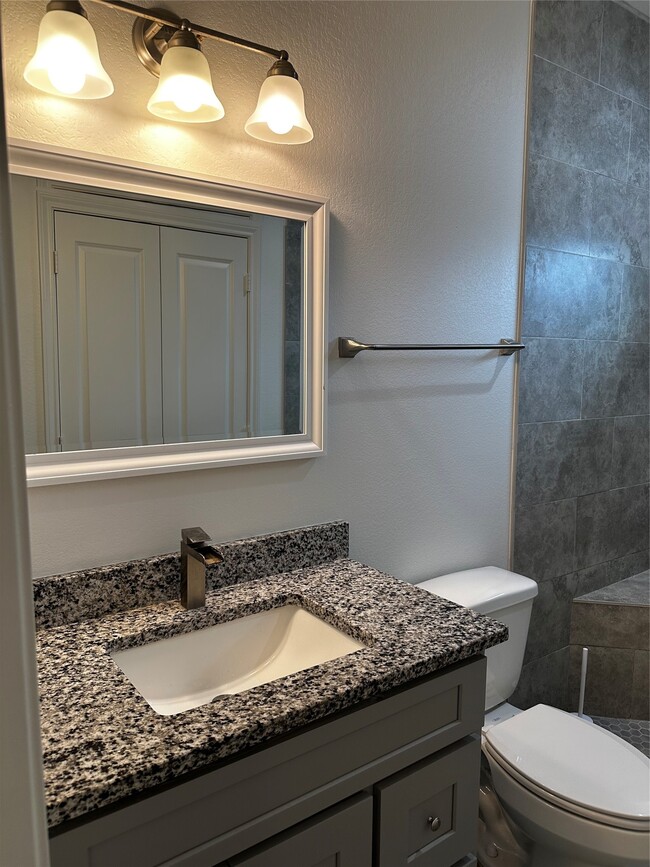 Photo - 16686 E Lynbrook