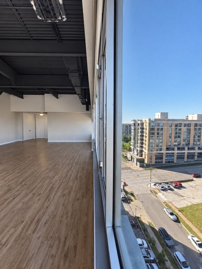Photo - D Simmons (105 N 31st Ave #904) Unit 904