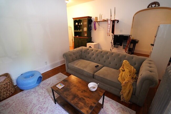 Photo - 33 Dwight St