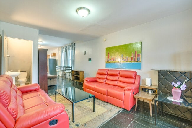 Photo - 5207 S May St Unidad ID1306742P