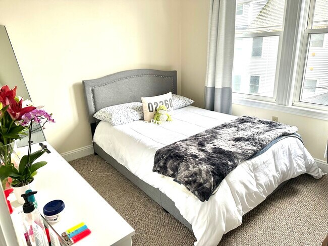 Photo - 6 Eldora St Unit 2