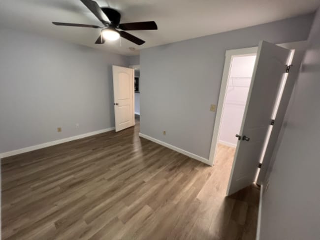 Photo - 1502 Elrod St SE