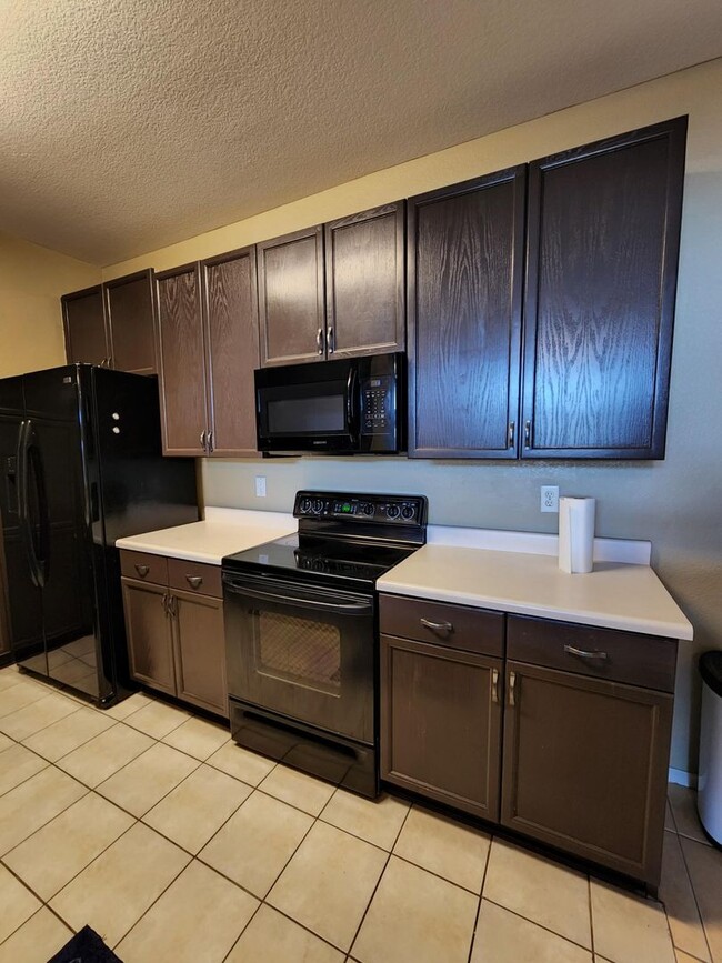 Photo - 2 Bed 2 Bath Condo With Balcony! Unit 303