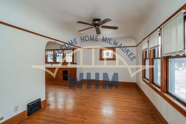 Photo - 1603 E Hampshire St