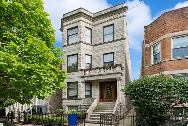 Photo - 1045 W Dakin St House