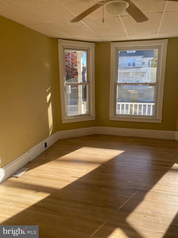 Photo - 204 W Main St