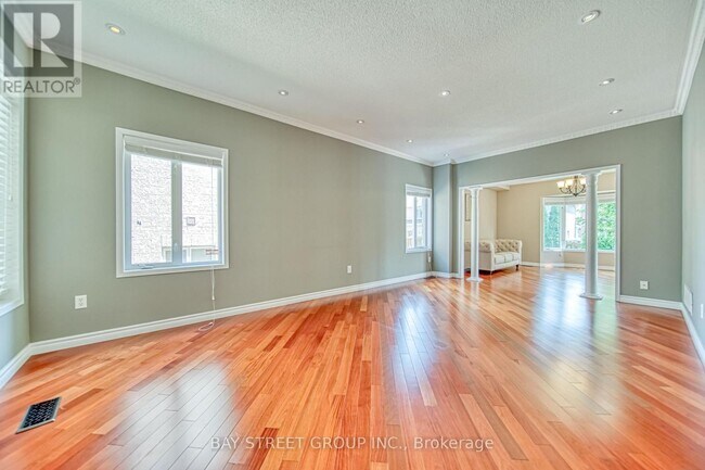 Photo - 77 Weatherill Rd