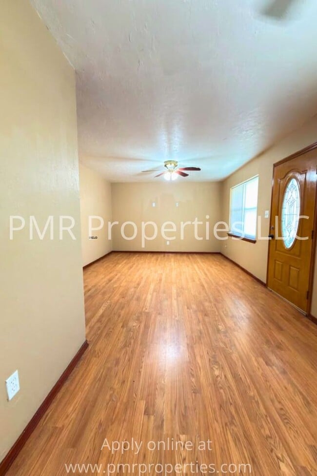 Photo - 509 NW 61st St