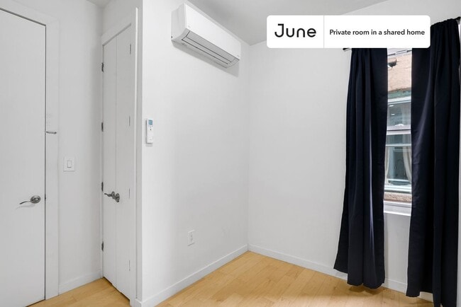 Photo - Room in Shared 4 bed/2 bath home Unit 3B