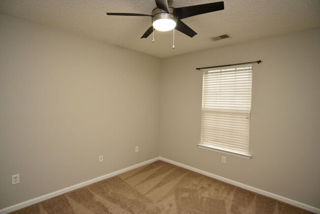 825 Canyon Oak Loop