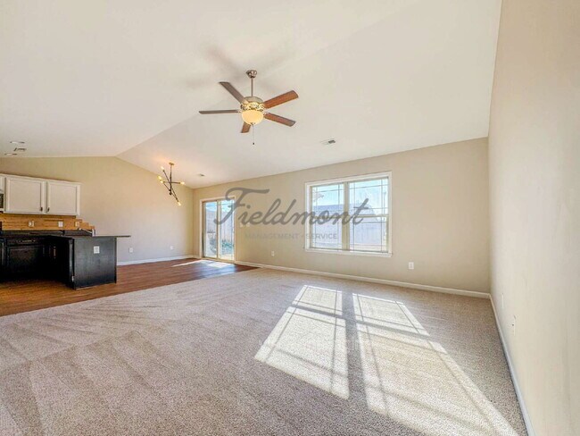 Photo - 116 Veranda Cir